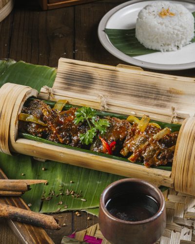 kambing bakar bambu